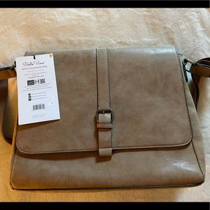 NWT: Porto Vino Camel Leather Messenger Bag
